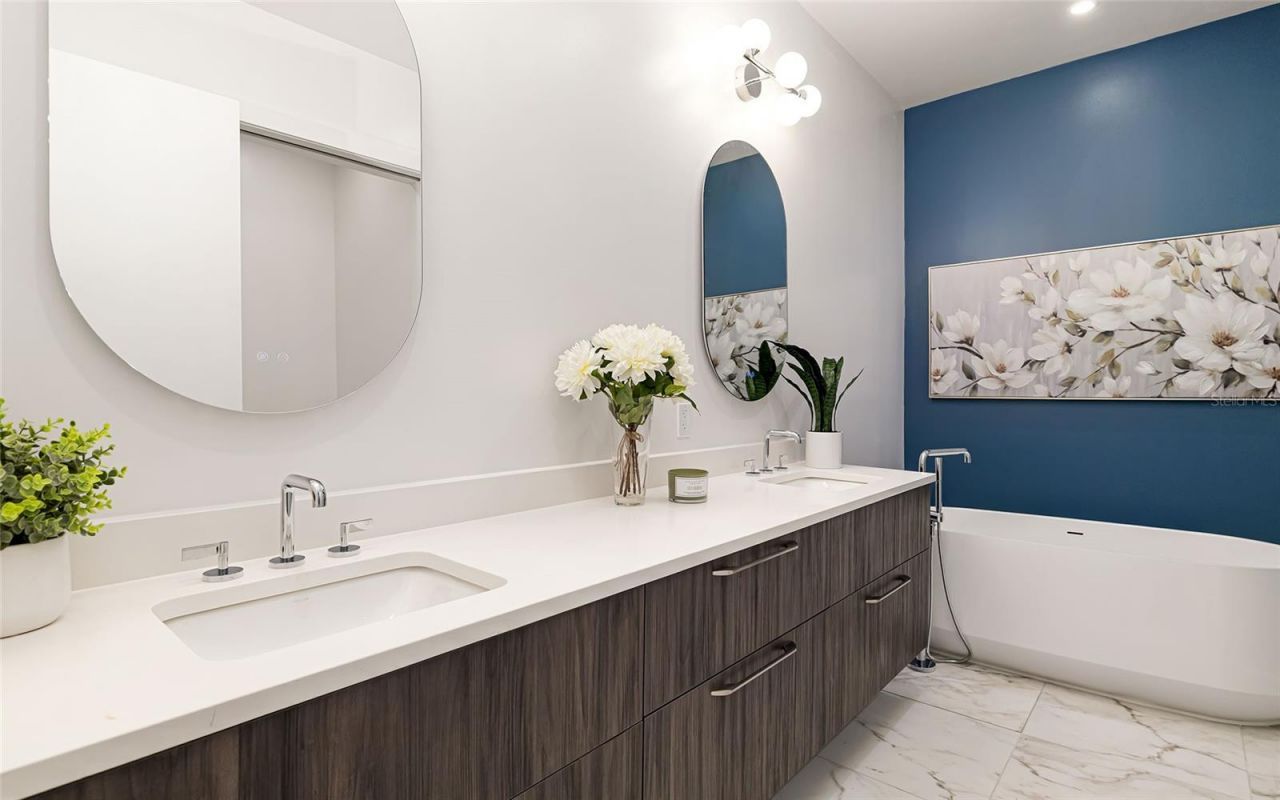 33 S Palm Avenue, Unit 1601, Sarasota, FL 34236 Photo