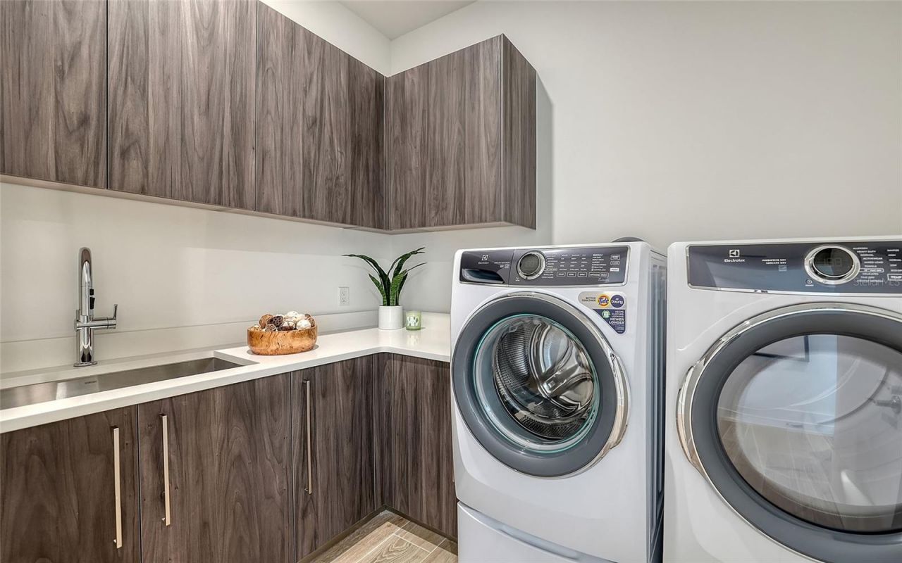 33 S Palm Avenue, Unit 1601, Sarasota, FL 34236 Photo