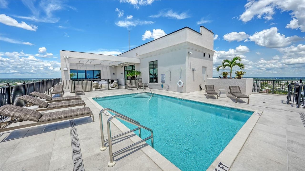 33 S Palm Avenue, Unit 1601, Sarasota, FL 34236 Photo