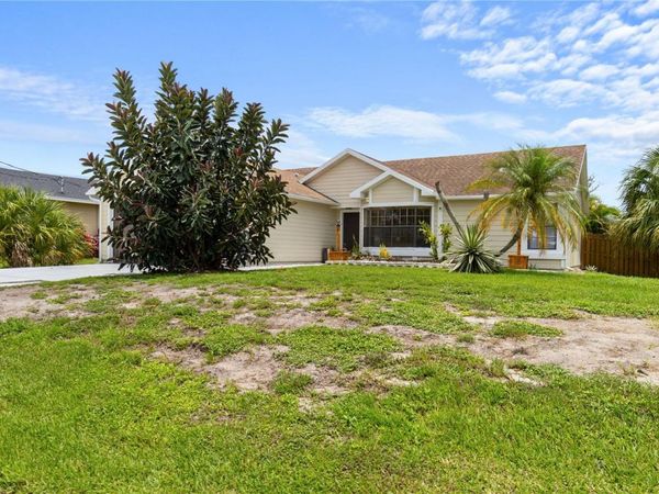 1921 SW GRANELLO TERRACE, PORT ST LUCIE, FL 34953