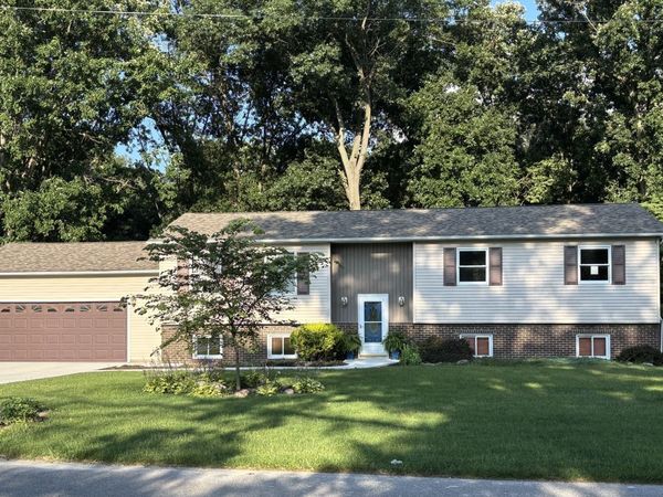 408 Sherwood Drive, Covington, IN 47932