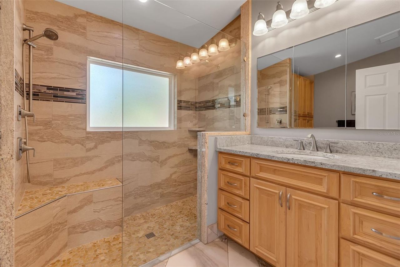 7908 19th Avenue Drive W, Bradenton, FL 34209 Photo