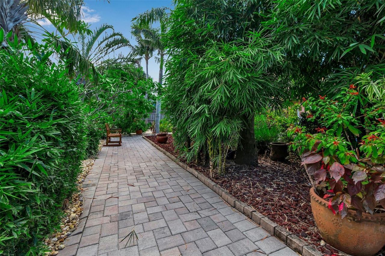 7908 19th Avenue Drive W, Bradenton, FL 34209 Photo