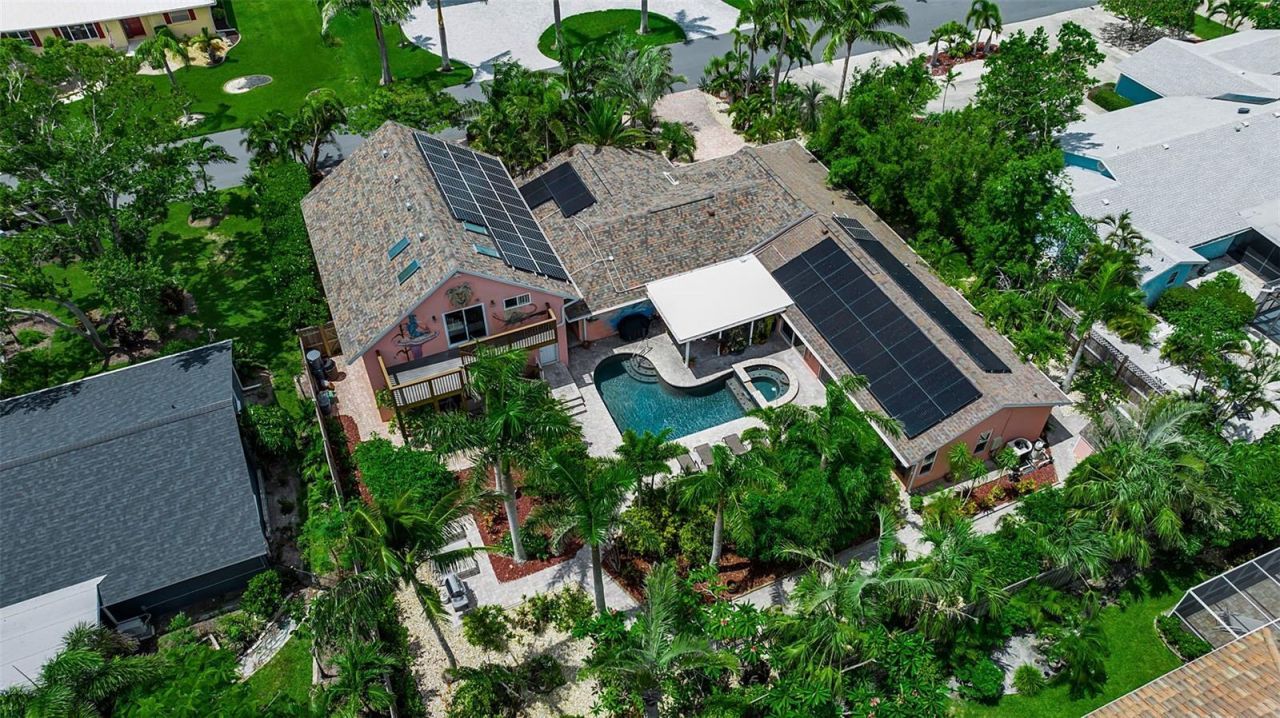 7908 19th Avenue Drive W, Bradenton, FL 34209 Photo