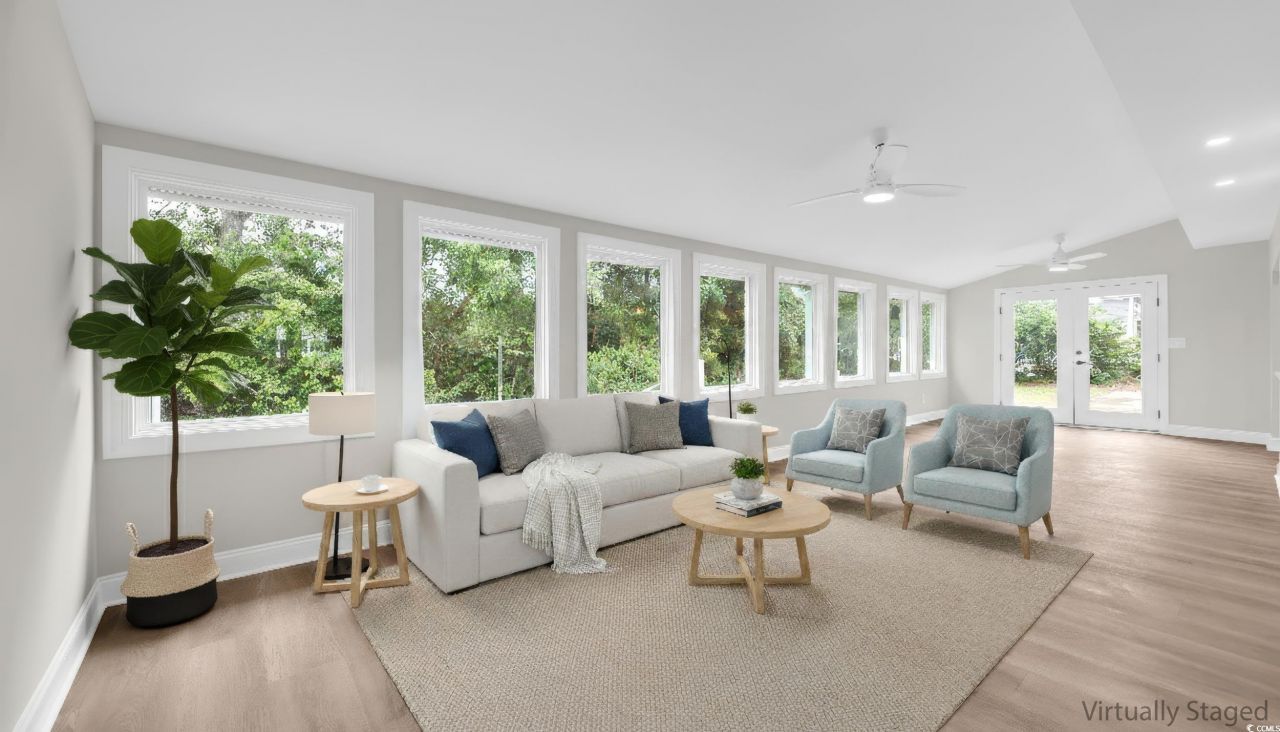 204 Green Lake Dr. Photo 11