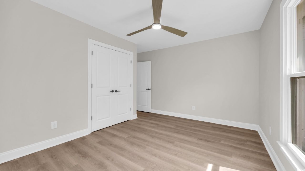 204 Green Lake Dr. Photo 28