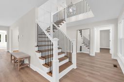 204 Green Lake Dr. photo 4