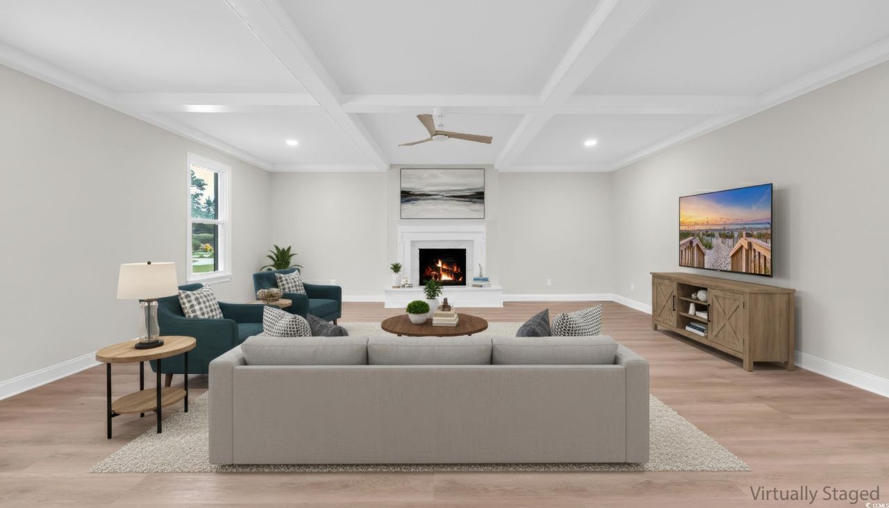 204 Green Lake Dr. Photo 5