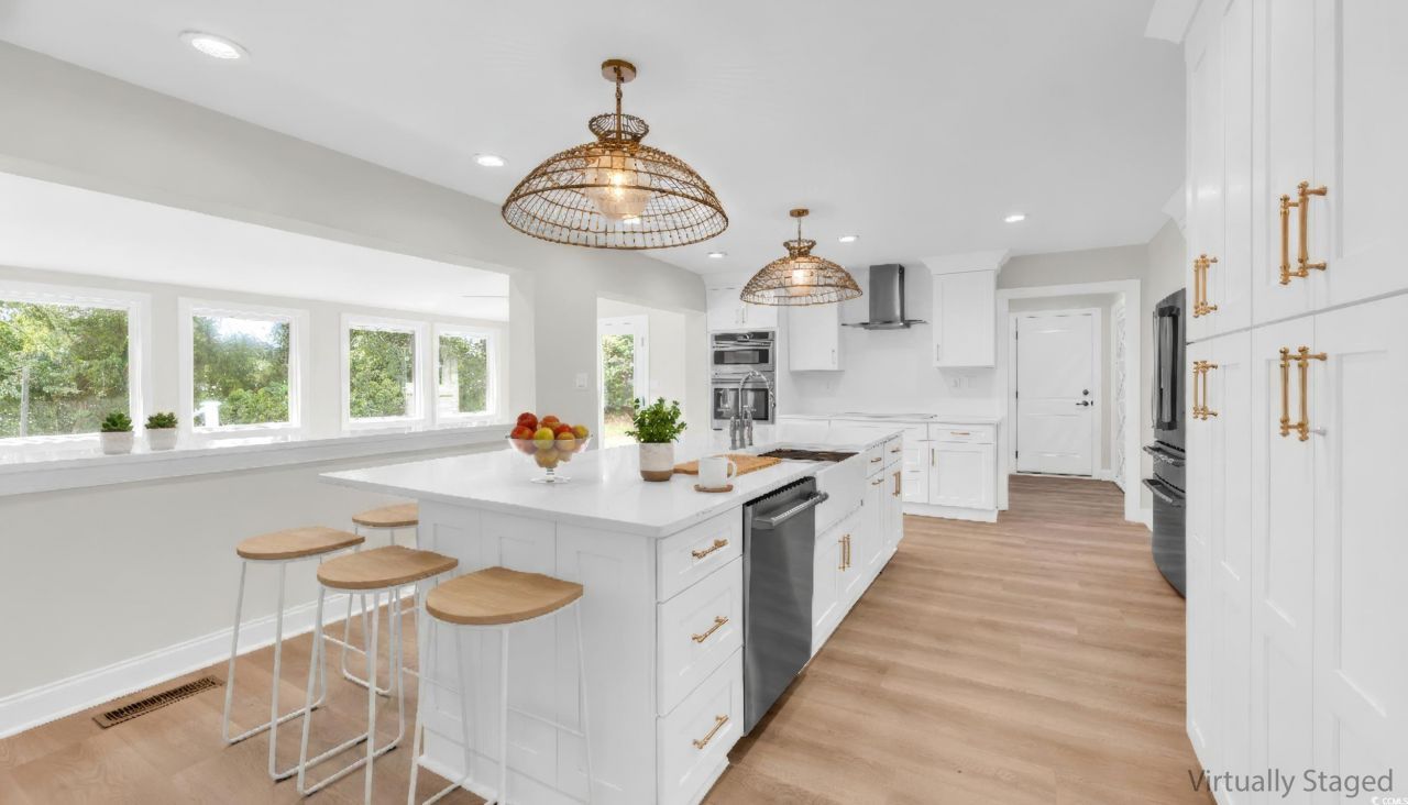 204 Green Lake Dr. Photo 7