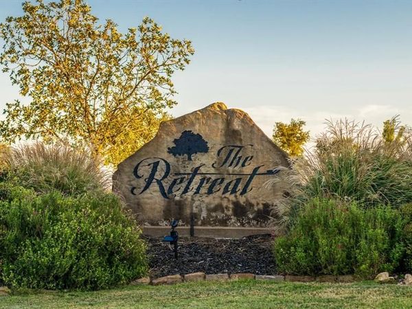 8638 Retreat Boulevard, Cleburne, TX 76033