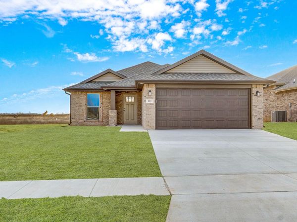 805 Aberdeen Avenue, Carl Junction, MO 64834