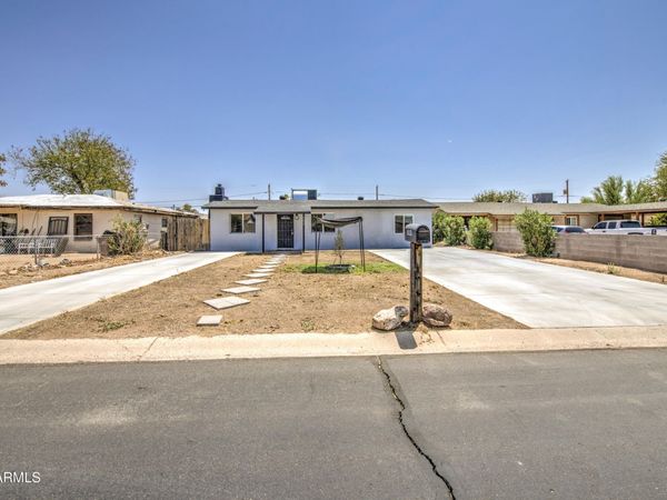 8035 E 4TH Avenue, Mesa, AZ 85208