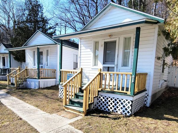 8568 S Portage Point Drive, Unit 3 (DH, Onekama, MI 49675