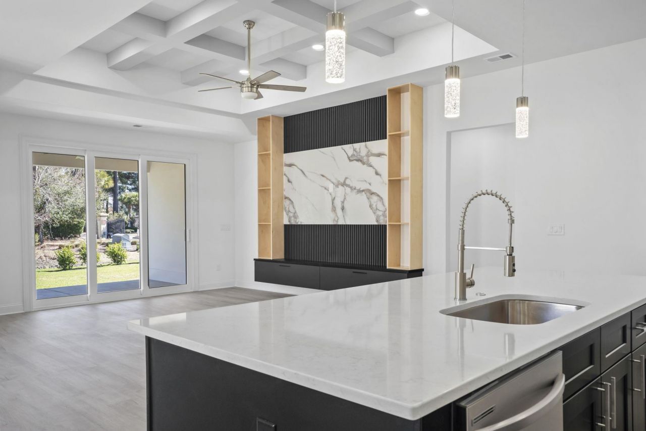 600 Barona Dr. Photo 8