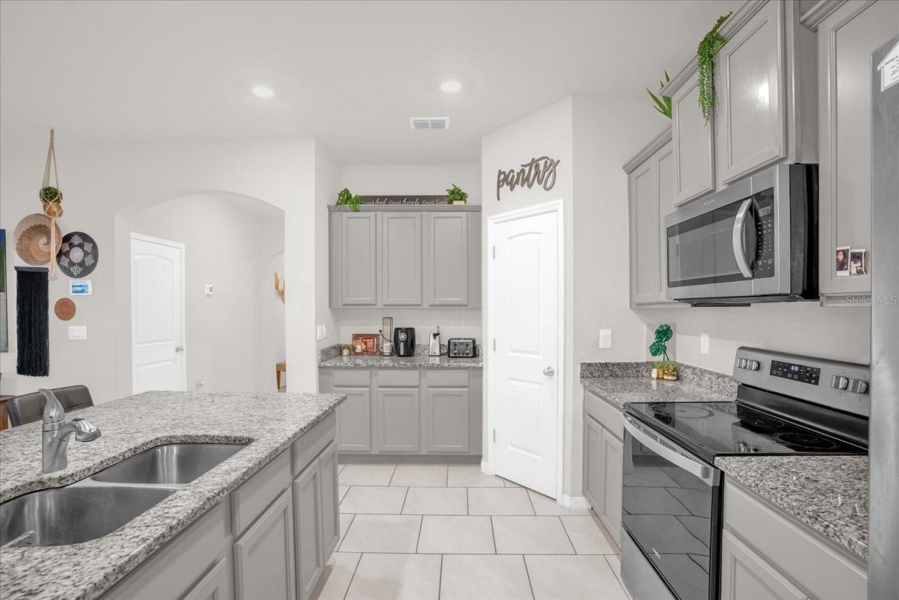 6775 Sarus Crane Point, Harmony, FL 34773 Photo