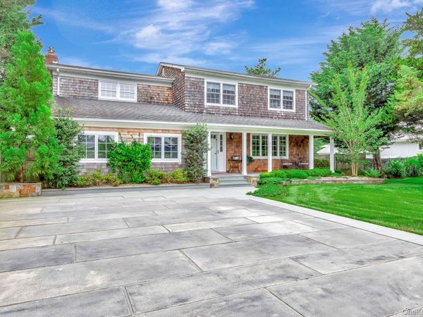 51 Halsey Road, Remsenburg, NY 11960