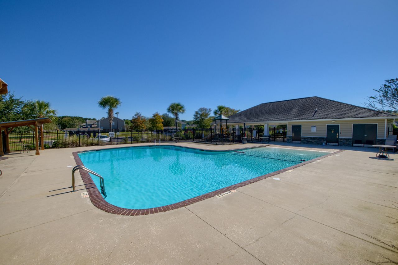 212 Longford Drive Photo 47