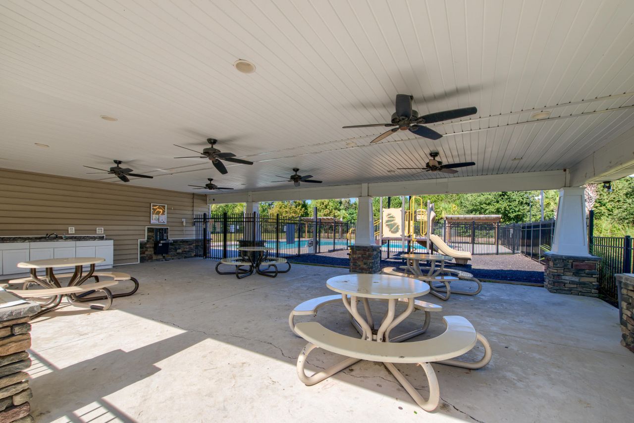 212 Longford Drive Photo 53