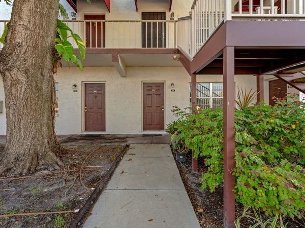 9209 TUDOR DRIVE, Unit C104, TAMPA, FL 33615