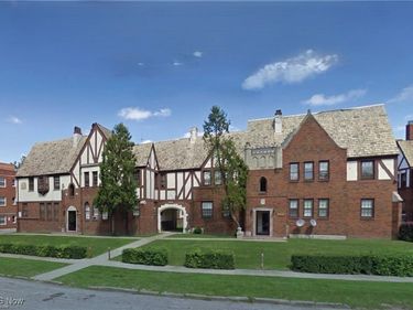 2899-2905 Hampton Road, Cleveland, OH 44120