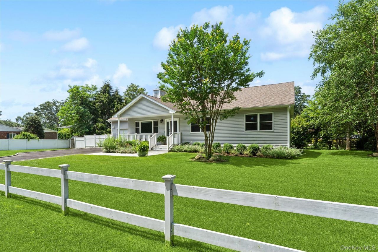 12 Hampton Bays Drive, Hampton Bays, NY 11946 Main Photo