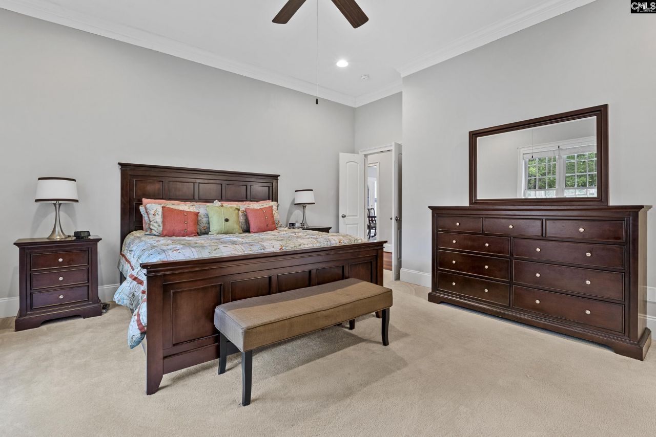 247 Gallantry Drive Photo 20