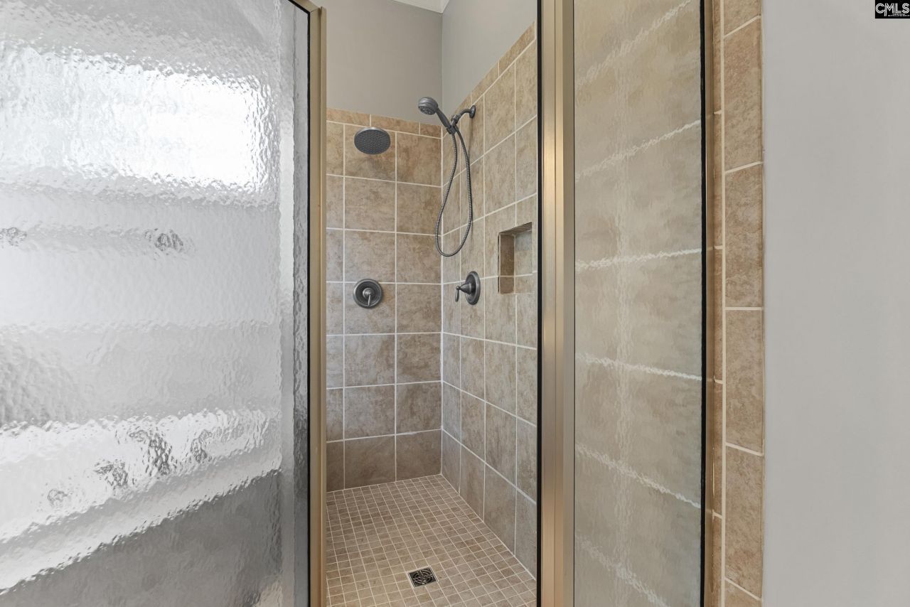 247 Gallantry Drive Photo 23