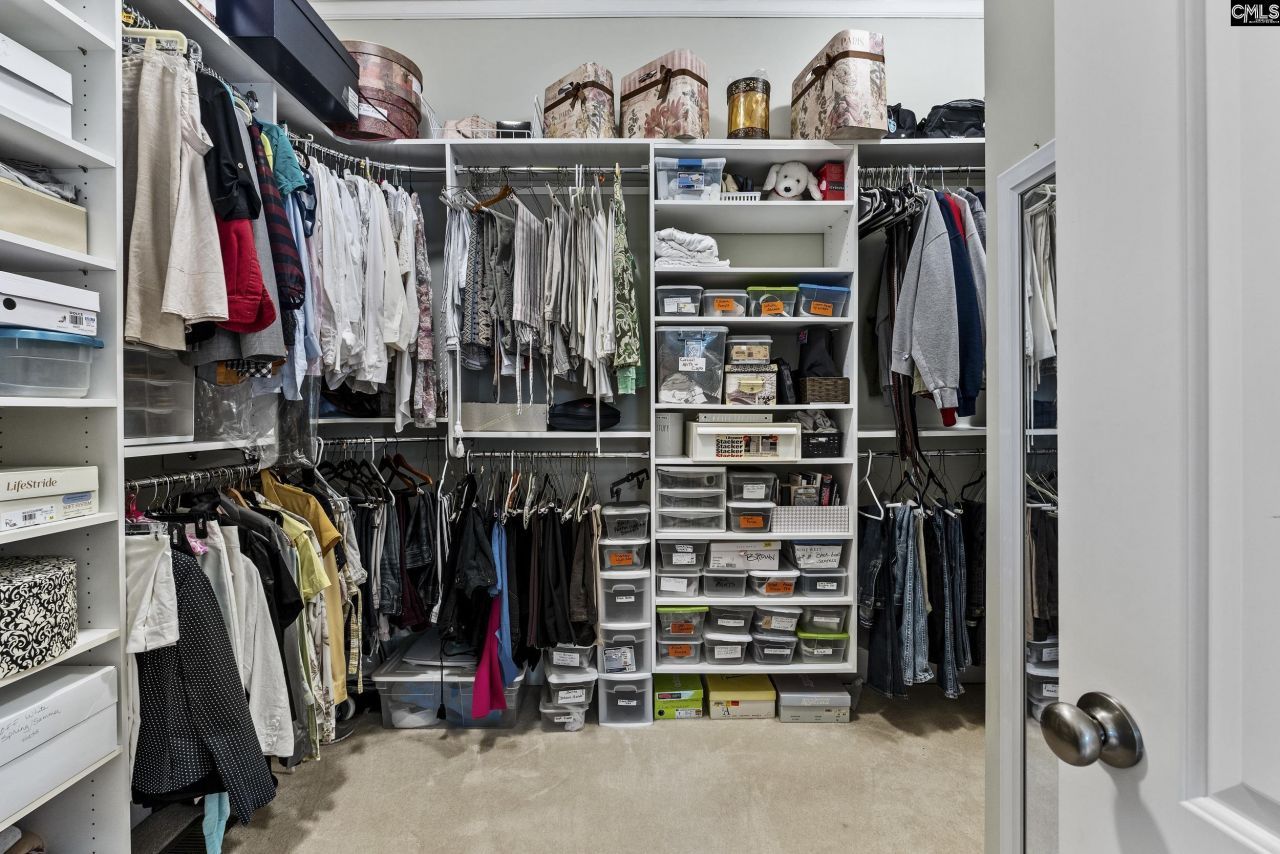 247 Gallantry Drive Photo 26