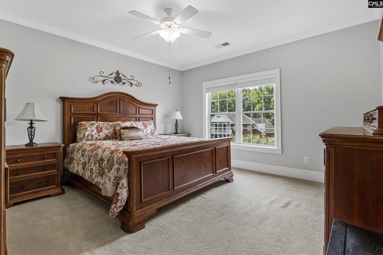 247 Gallantry Drive Photo 31