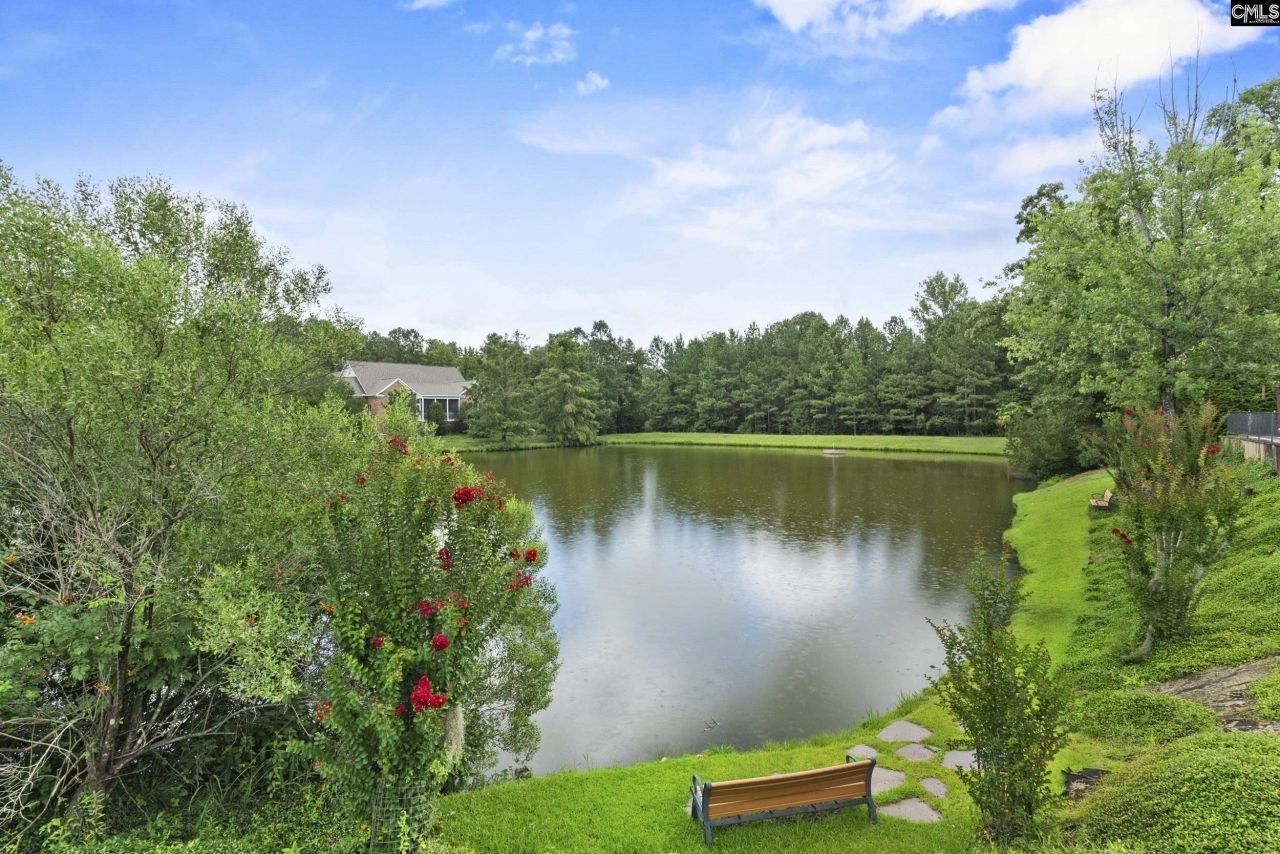 247 Gallantry Drive Photo 52