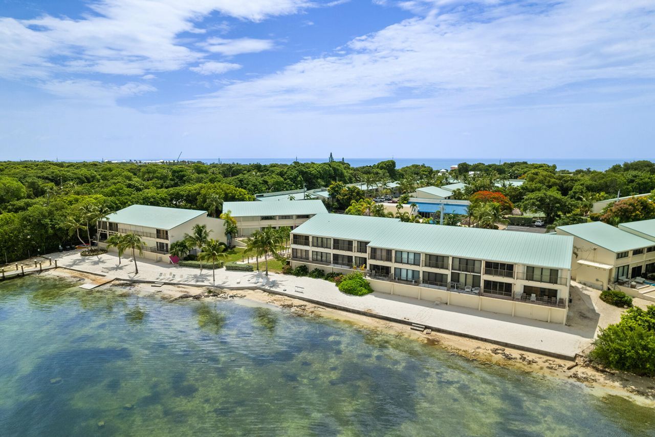 87200 Overseas Highway, Unit B9, Islamorada, FL 33036 Photo