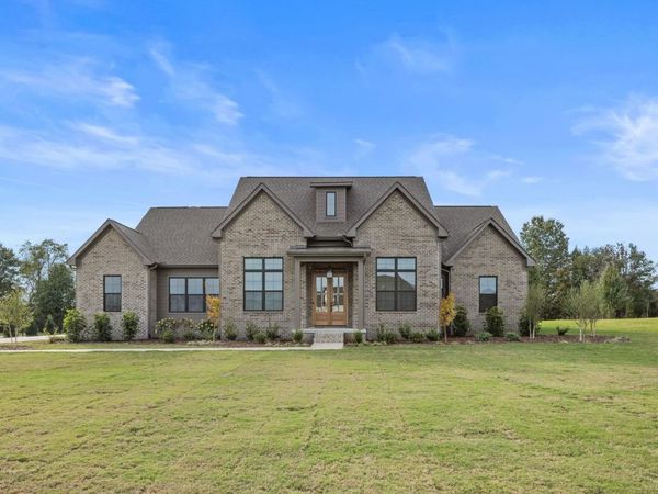 166 Randal Ln, Florence, AL