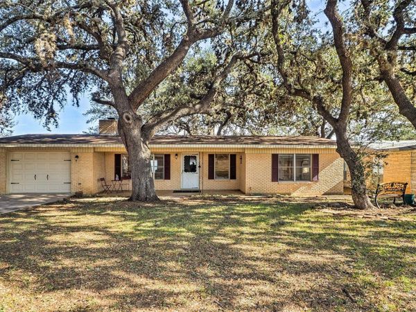 210 Lake LOOP, Tow, TX 78672