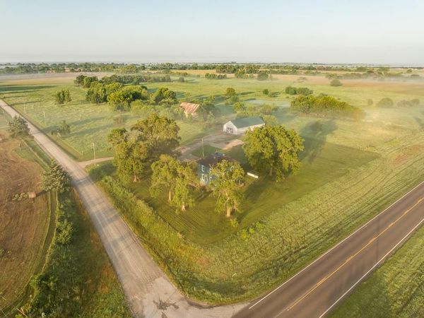27940 Indianapolis Road, Wellsville, KS 66092