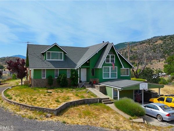 405 Old Cottonwood Creek Rd, Hornbrook, CA 96044