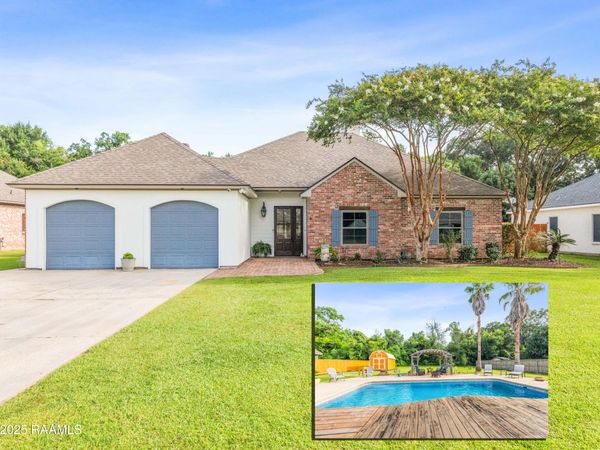 202 Anslem Drive, Youngsville, LA 70592