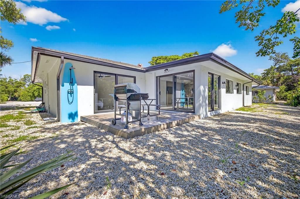 1105 Skiff Pl, Sanibel, FL 33957 Photo