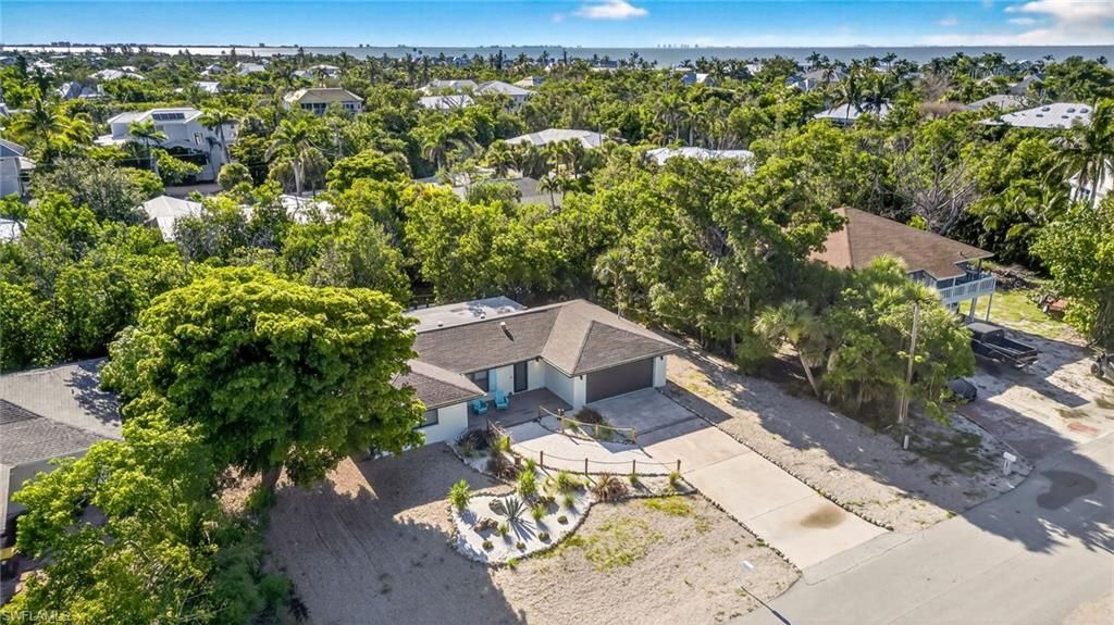 1105 Skiff Pl, Sanibel, FL 33957 Photo