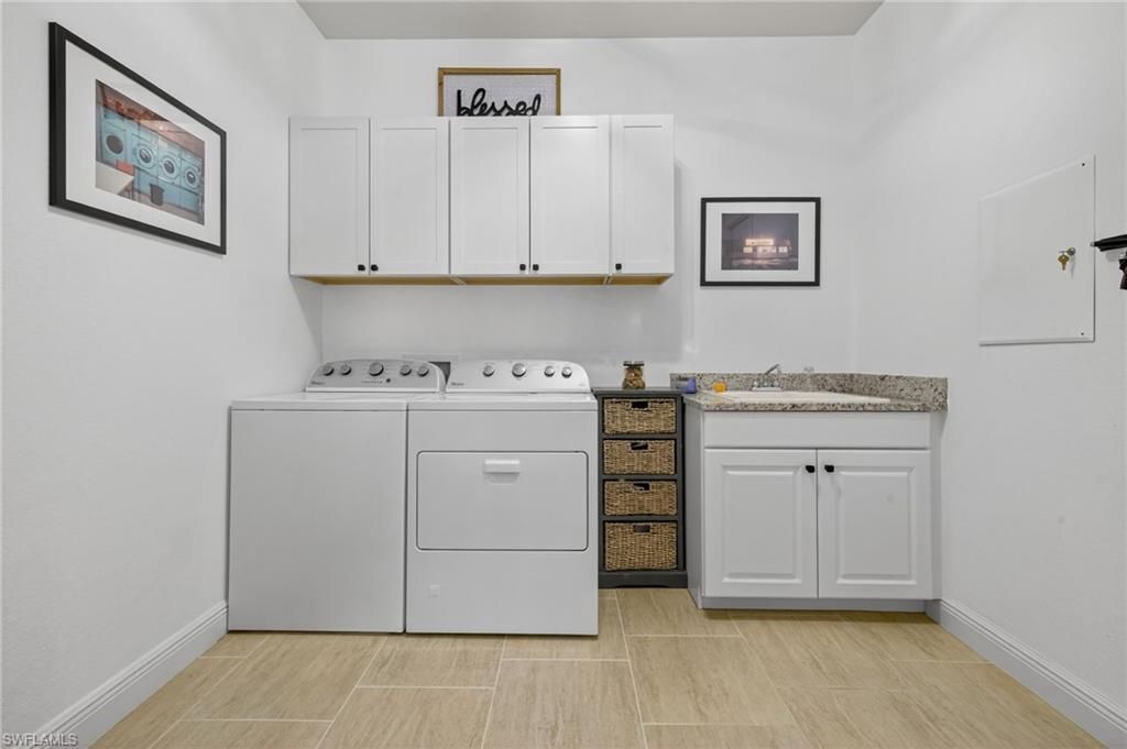 23424 Sanabria Loop, Bonita Springs, FL 34135 Photo