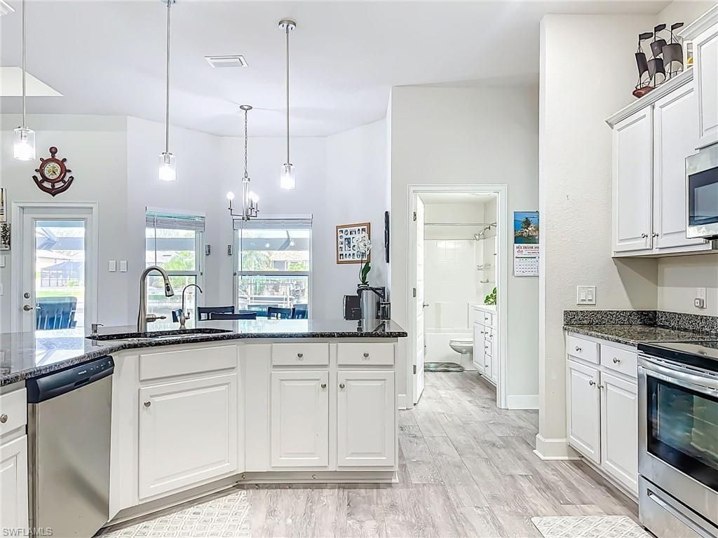 13045 Irwin Dr, Port Charlotte, FL 33953 Photo