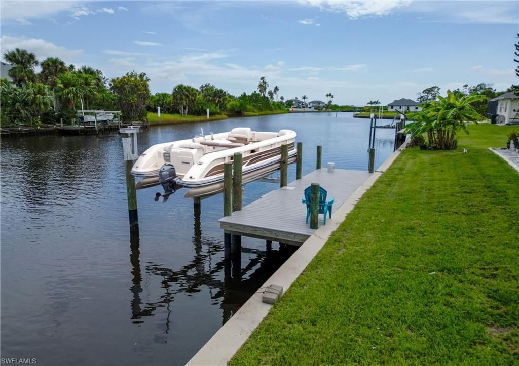 13045 Irwin Dr, Port Charlotte, FL 33953 Photo