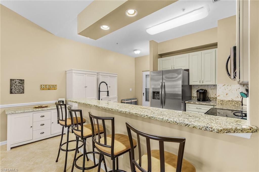 1064 Winding Pines Cir, Unit 205, Cape Coral, FL 33909 Photo