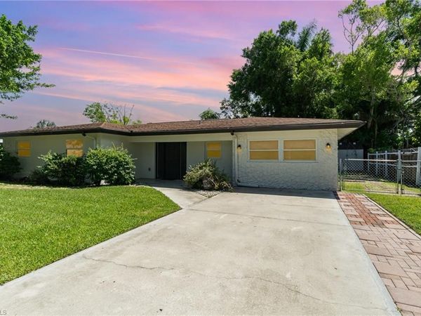 319 Arlington AVE, FORT MYERS, FL 33905