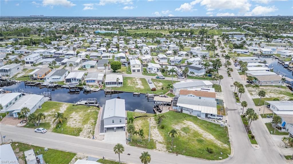 11280 Dogwood Ln, Fort Myers Beach, FL 33931 Photo