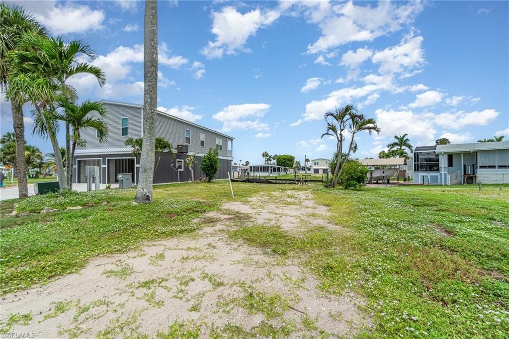 11280 Dogwood Ln, Fort Myers Beach, FL 33931 Photo