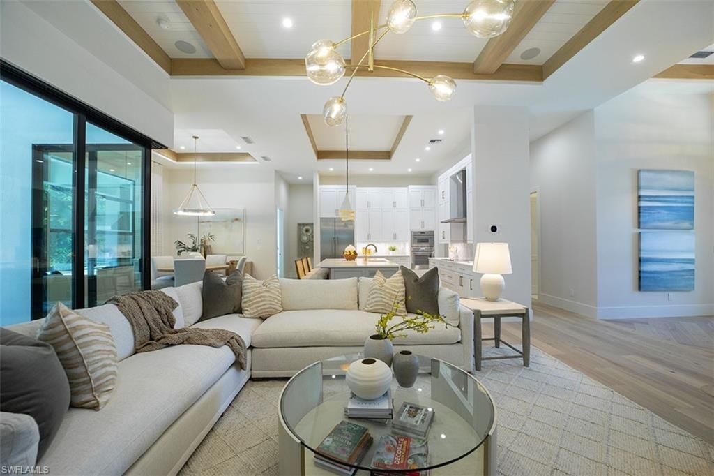 2950 Coco Lakes Way, Naples, FL 34105 Photo