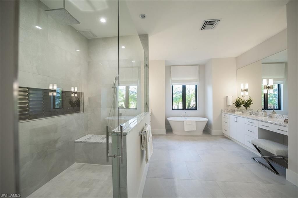 2950 Coco Lakes Way, Naples, FL 34105 Photo