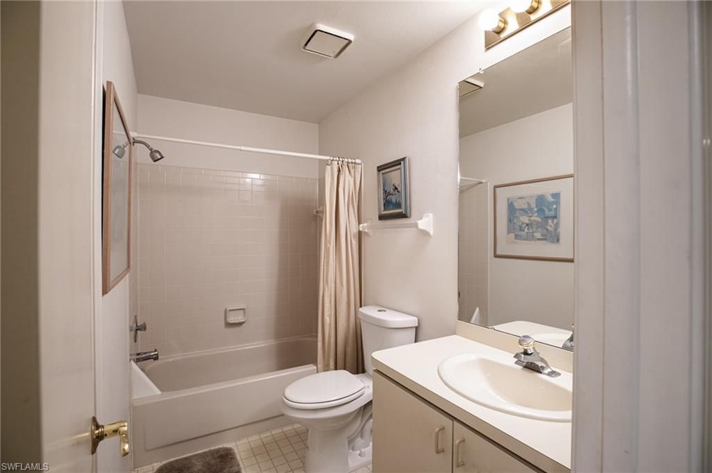 8041 S Woods Cir, Unit 14, Fort Myers, FL 33919 Photo