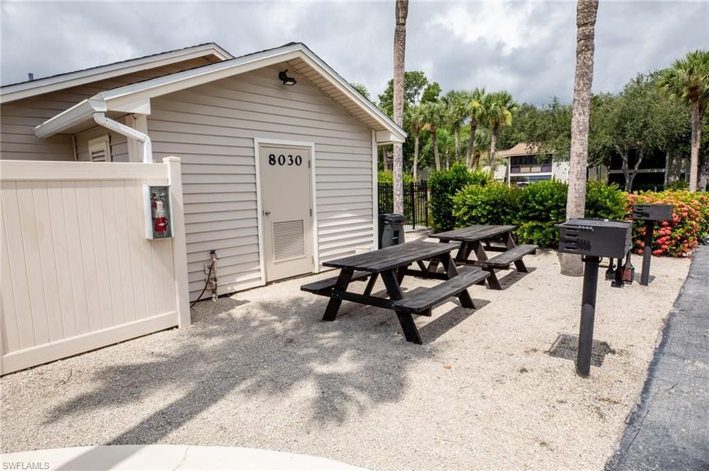 8041 S Woods Cir, Unit 14, Fort Myers, FL 33919 Photo