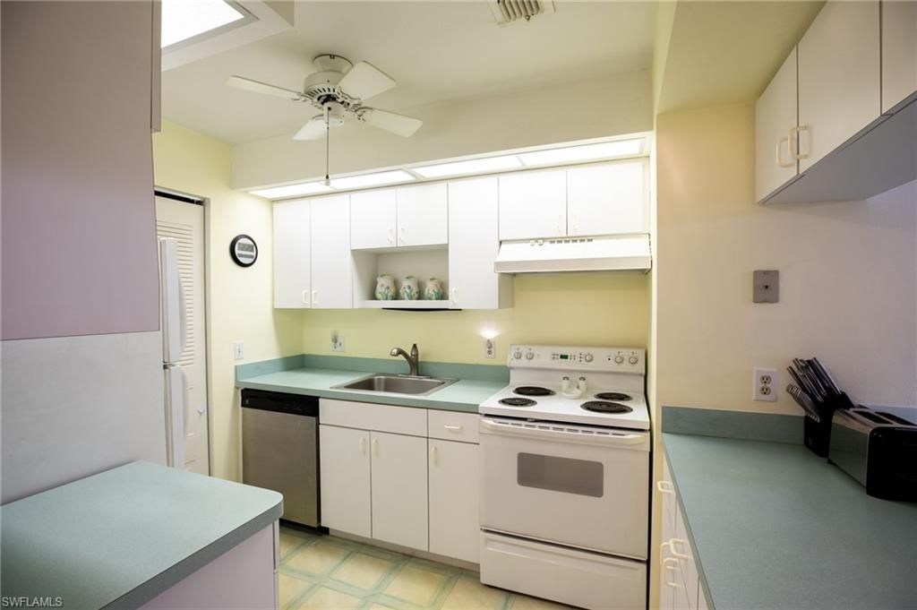 8041 S Woods Cir, Unit 14, Fort Myers, FL 33919 Photo